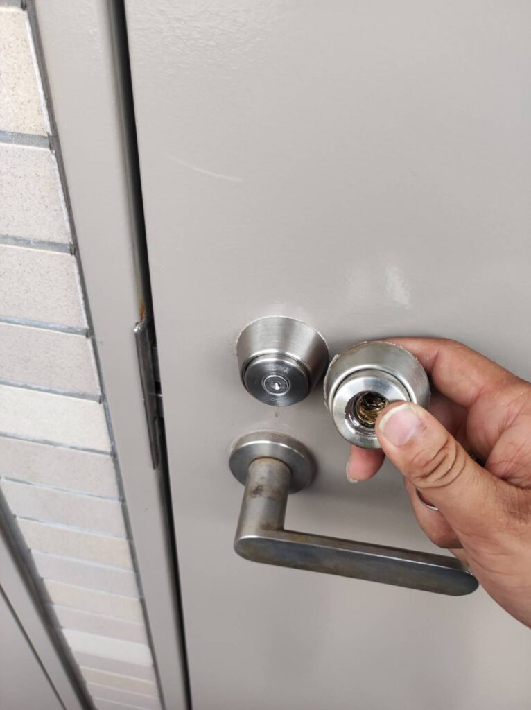 交換後のMIWA U9 LAシリンダー